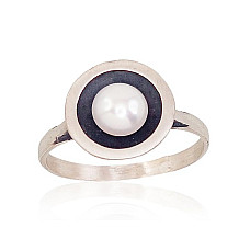 Серебряное кольцо, 17.5, 2.8 g, Серебро 925 проба, оксид (покрытие), Жемчуг