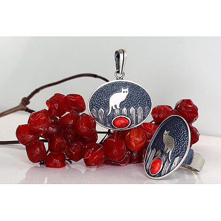 Silver ring, 19, 8.6 g, Silver 925 fineness, oxide (Plating), Coral (Imitation), - 2101690000238 K-Exclusive collection, - Silver ring, 19, 8.6 g, Silver 925 fineness, oxide (Plating), Coral (Imitation)
