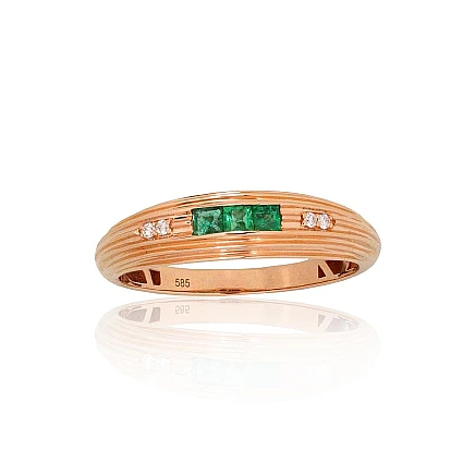 Gold ring, Red Gold 585 fineness, Diamonds, Emerald